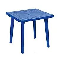 Квадратные пластиковые столы