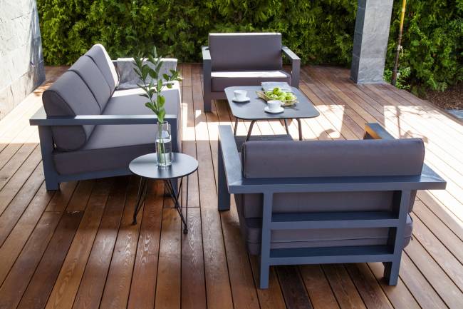 "Гранада" диван 3-местный, каркас алюминий темно-серый (RAL7024) муар, ткань темно-серая 027 "Гранада" диван 3-местный, каркас алюминий темно-серый (RAL7024) муар, ткань темно-серая 027