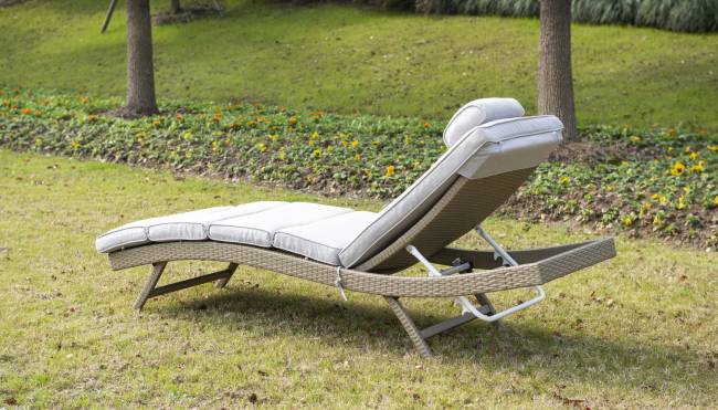 "Лиссабон" шезлонг из искусственного ротанга, цвет соломенный "Лиссабон" шезлонг из искусственного ротанга, цвет соломенный