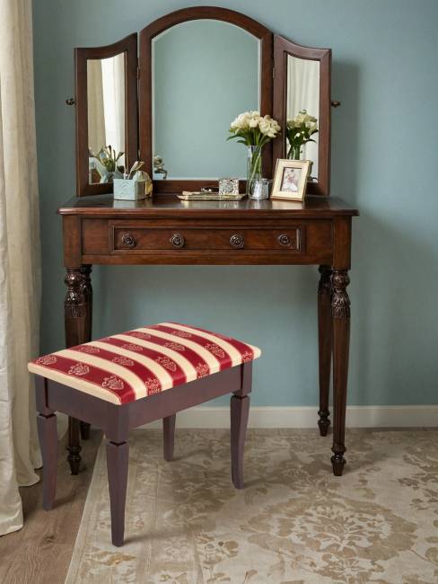 Банкетка Ретро М с ящиком средне-коричневый, ткань полоса бордо Банкетка Ретро М с ящиком средне-коричневый, ткань полоса бордо