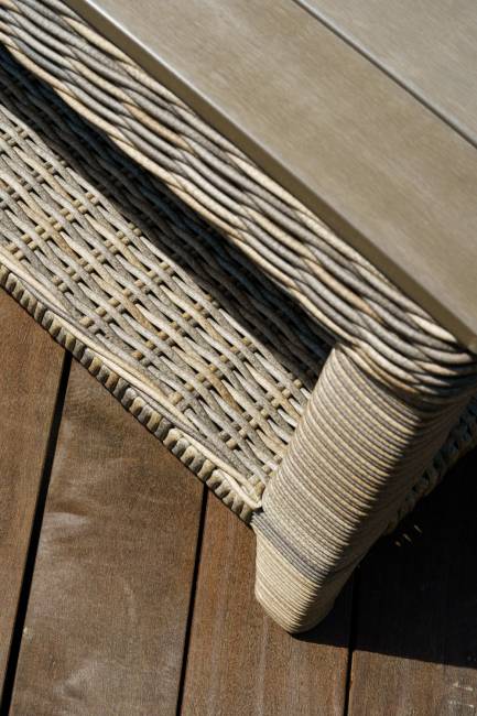 Кофейный столик из искусственного ротанга "Венеция", серый