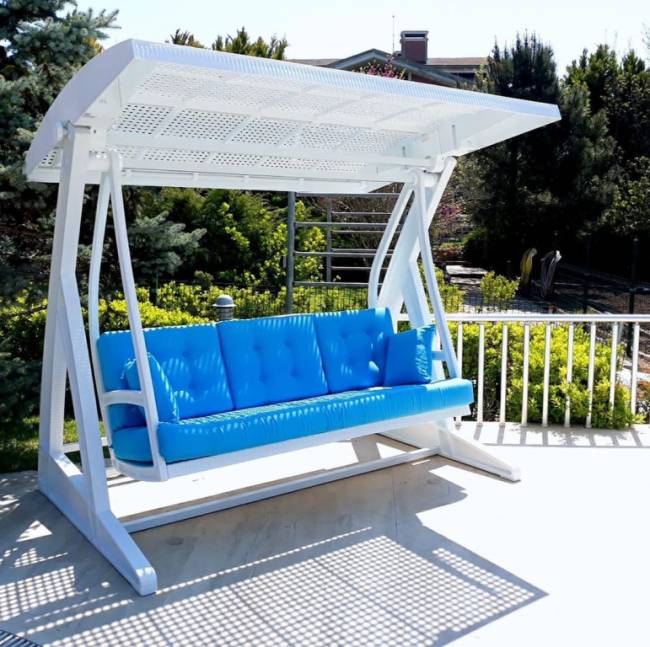 Качели пластиковые плетеные с подушкой Hawaii белый 2250х1640х2020 мм Качели пластиковые плетеные с подушкой Hawaii белый 2250х1640х2020 мм